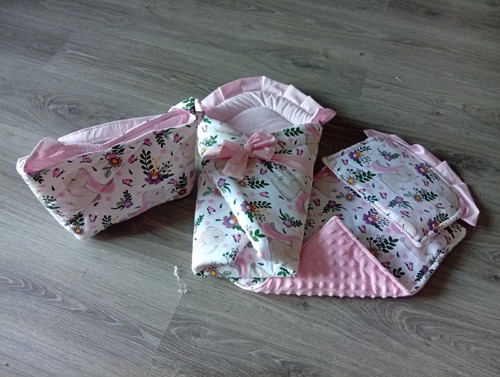Taštička a zavinovačka pro panenky "zajíčci"
