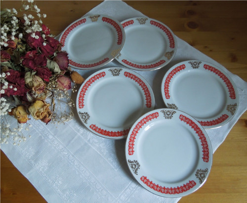 Porcelánový dezertní talíř, 3 kusy