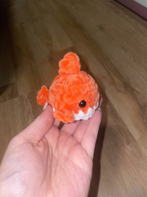 Háčkovaný mini Žralok