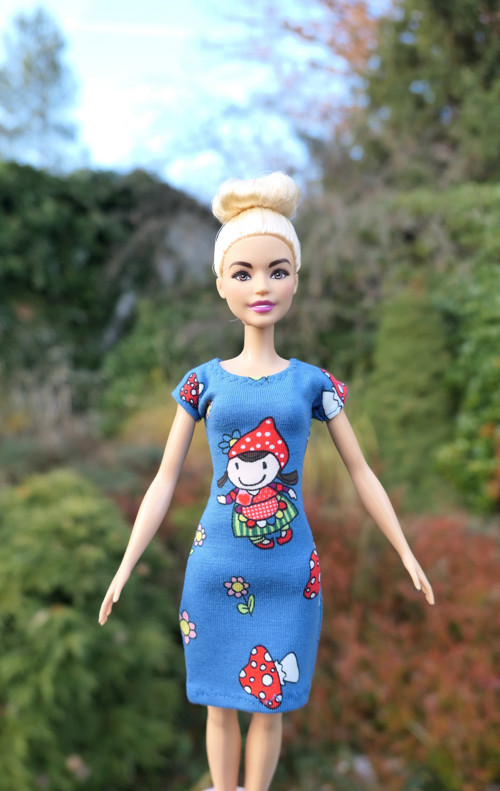 Letní šaty pro Barbie