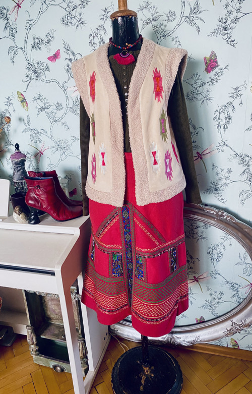 Boho vesta vyšívaná — foto 1