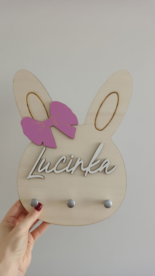 Dřevěný věšák - bunny