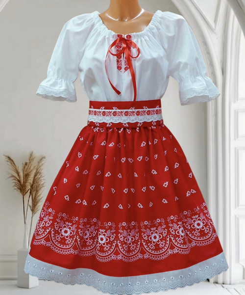 Folklórní pásek