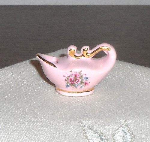 Růžový porcelán, olejová LAMPA zlacená