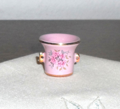 Růžový porcelán, dekorační HMOŽDÍŘ • B&B