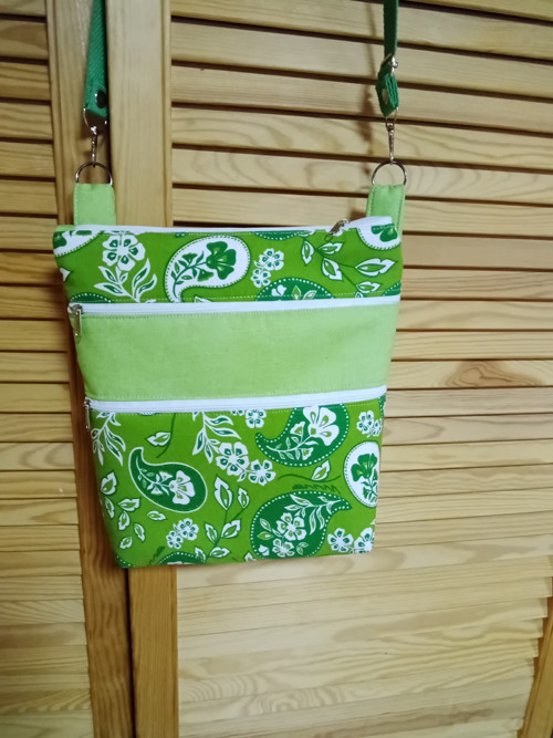 Crossbody kabelka