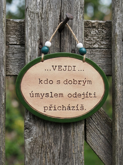 ..320 Keramická cedulka s vtipným textem na dveře