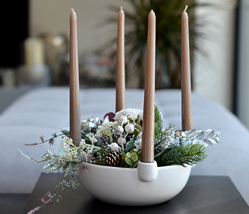 Adventní keramický svícen s aranží — foto 1