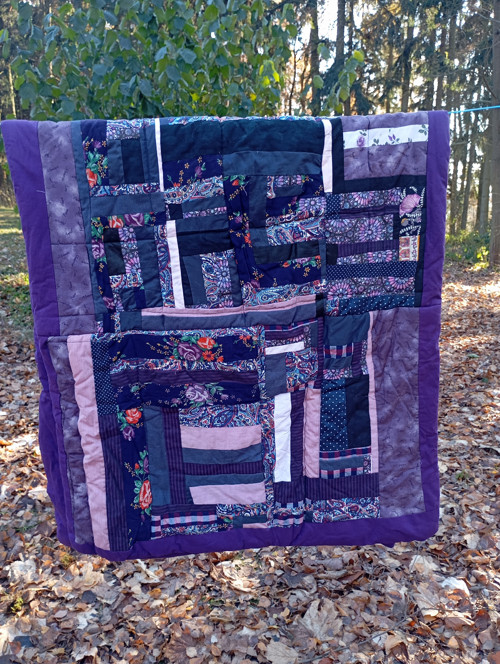 Fialová deky - bláznivý patchwork