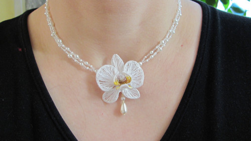 Bílá orchidej - Phalenopsis, náhrdelník