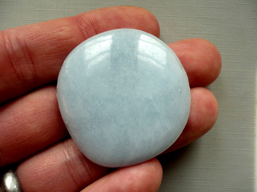 Placka - angelit 41 mm, č.147f