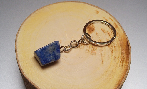 Přívěsek na klíče sodalit minerální kámen