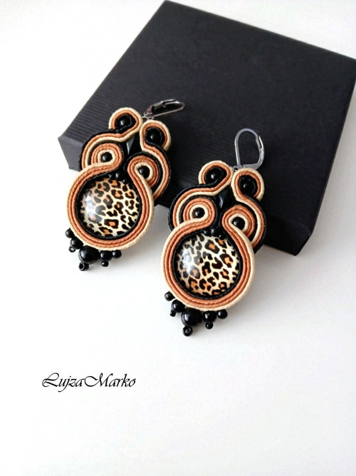 Leoparda soutache / sutaš náušnice — foto 1