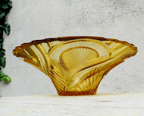 Art deco broušená mísa, ambrové sklo