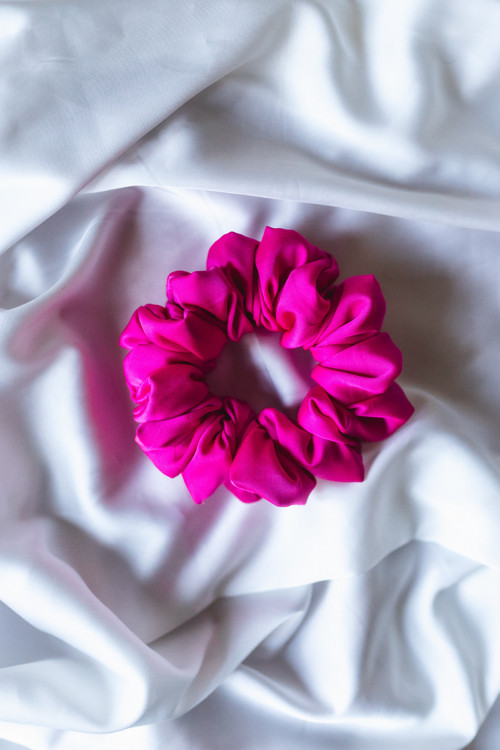 Hedvábná scrunchie "FEMME" — foto 1