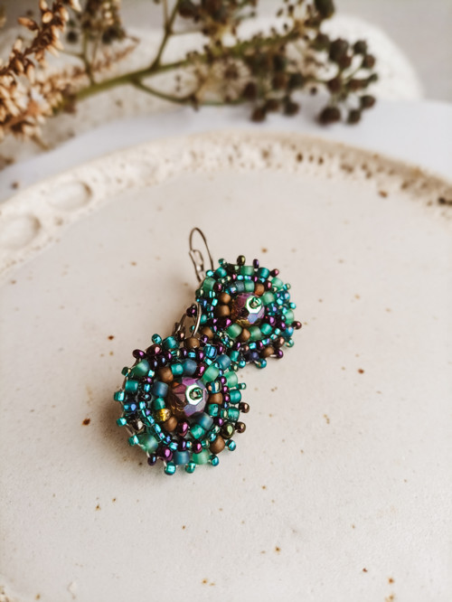 Mini earrings n.10 - vyšívané náušnice