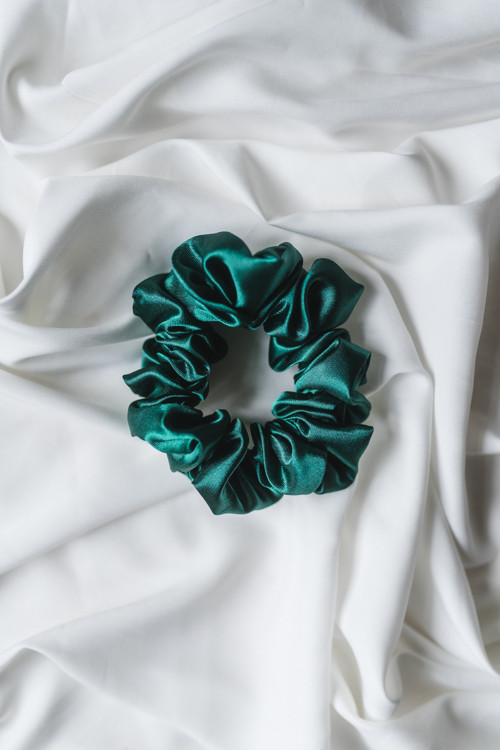 Hedvábná scrunchie "V LESE" — foto 1