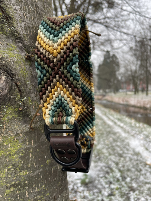 Pletený paracord obojek s nastavitelným řemínkem