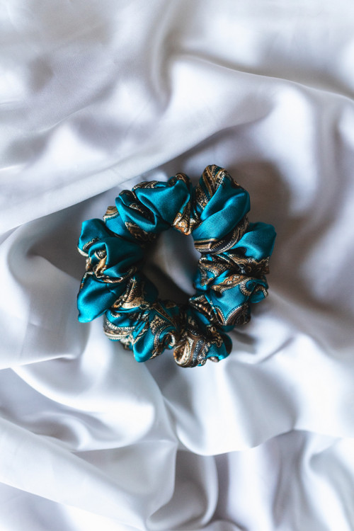 Hedvábná scrunchie "ORIENT" — foto 1