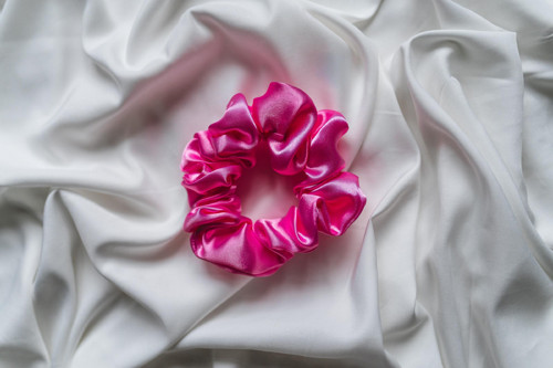 Hedvábná scrunchie "PRINCEZNA" — foto 1