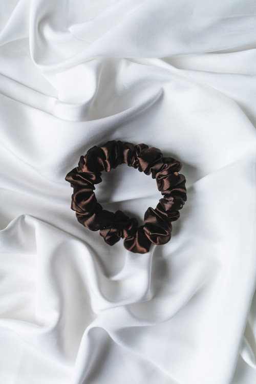 Mini Hedvábná scrunchie "ČOKOLÁDA"