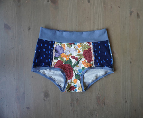 Cosy & Warm vel. M — foto 1