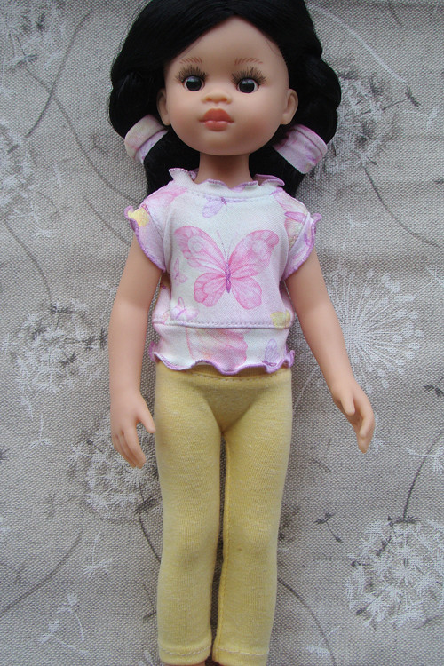 Paola Reina 32 cm - triko + legínky