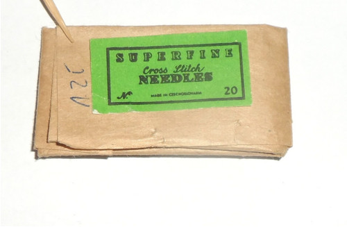 Starožitné šicí JEHLY • Needles, No. 20