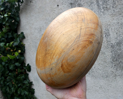 Dřevěná modistická forma na klobouky