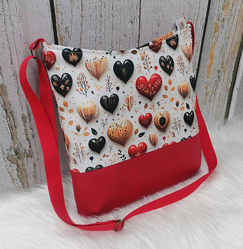 Crossbody ( 3D srdiečka )
