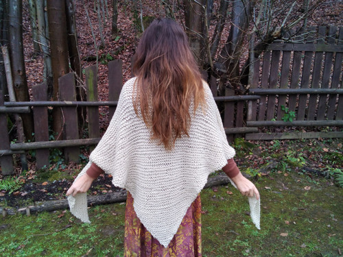 Velký Pletený šátek, pléd. Trojcípý.