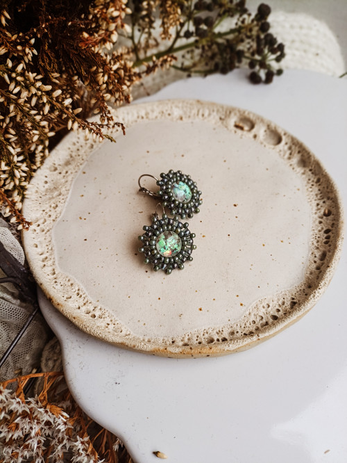 Mini earrings n.13 - vyšívané náušnice — foto 1