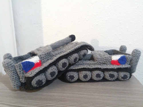 Hačkovane papuče tanky