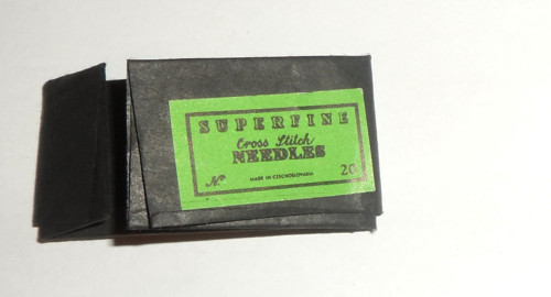 Starožitné šicí JEHLY • Needles, No. 20