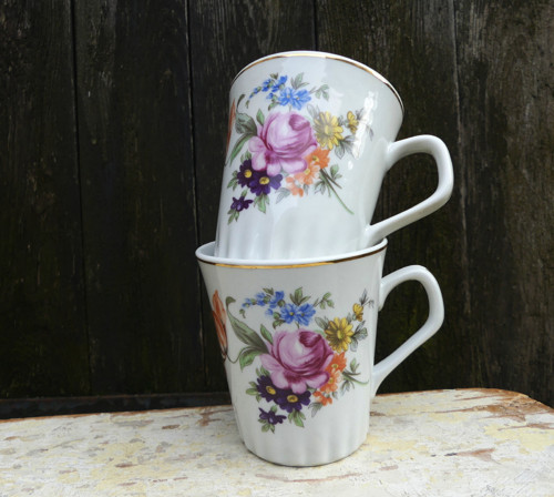 Květy luční... porcelánový hrnek, Dubí