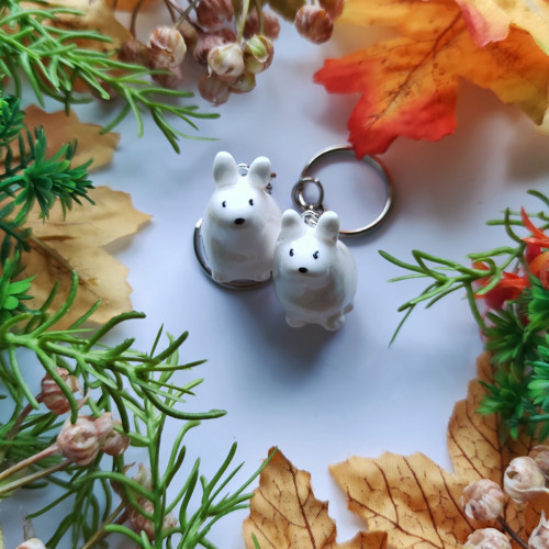 Králík bílý - handmade klíčenka z fimo hmoty