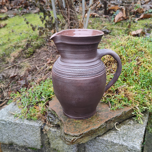 Džbán tmavý 1.9 l