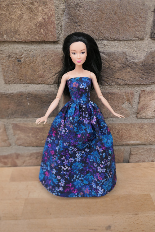 Barbie -dlouhé letní šaty — foto 1