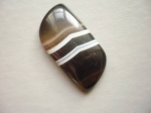 Kabošon - onyx 33 mm, č.23f