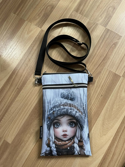 Dívka - taštička crossbody na mobil