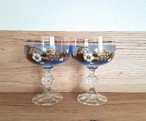 Retro skleničky na šampaňské a sekt