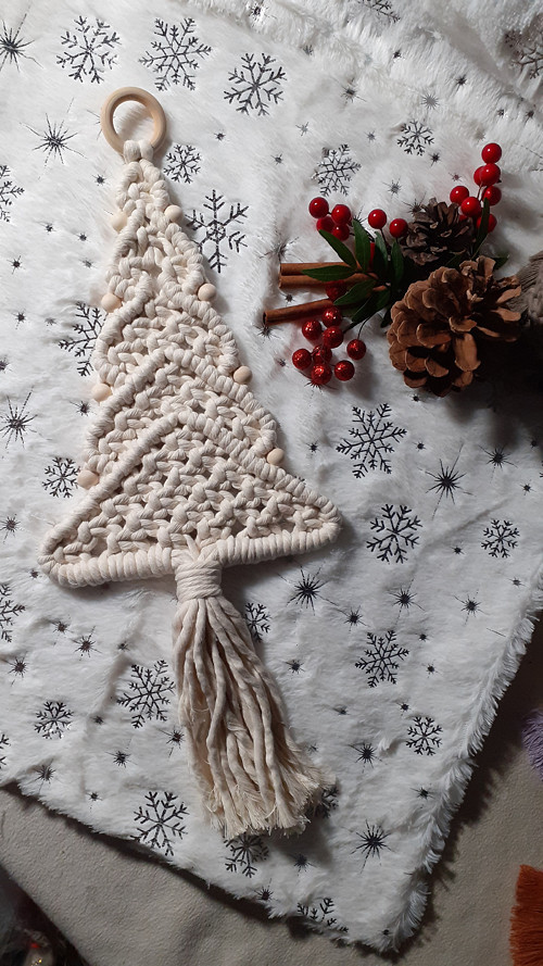 Macramé strom závěsný