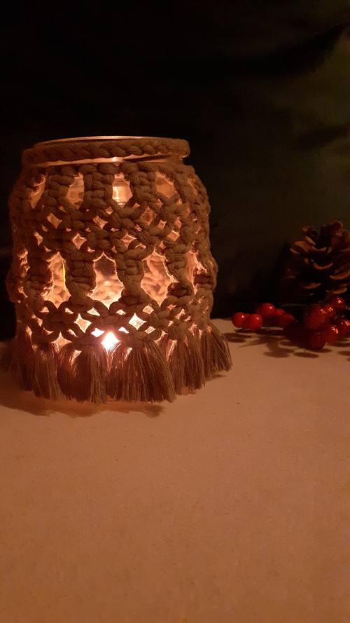 Macramé svícen