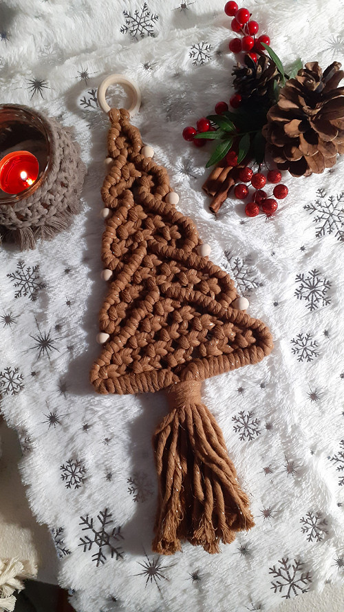 Macramé strom závěsný