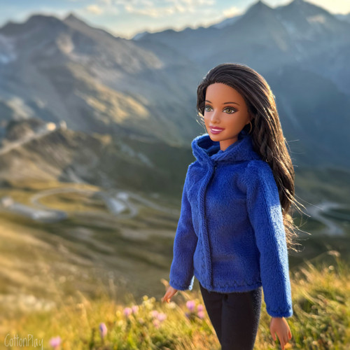 Plyšová mikina pro Barbie - královská modrá