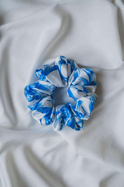 Hedvábná scrunchie "BOHYNĚ"