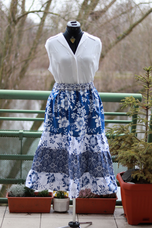 Folklórní kanýrovka, midi