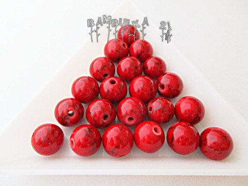Howlit červený /barvený/ polodrahokam - cca 8mm