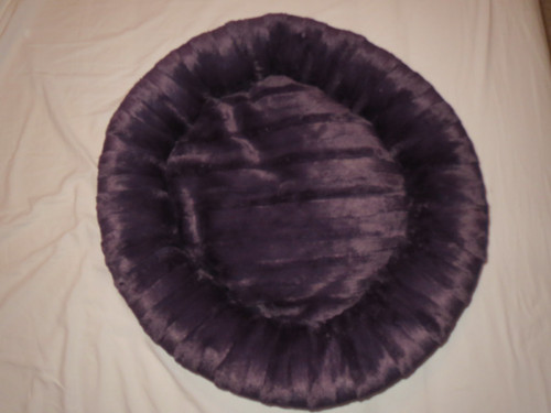Pelíšek (průměr 45 cm) tmavě hnědý pruhovaný