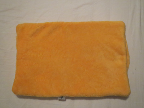 Podložka 31 x 46 cm žlutá
